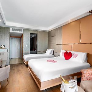 Honeymoon Zimmer